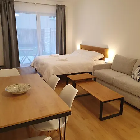Stella Patio With Garage & Private Terrace Apartment